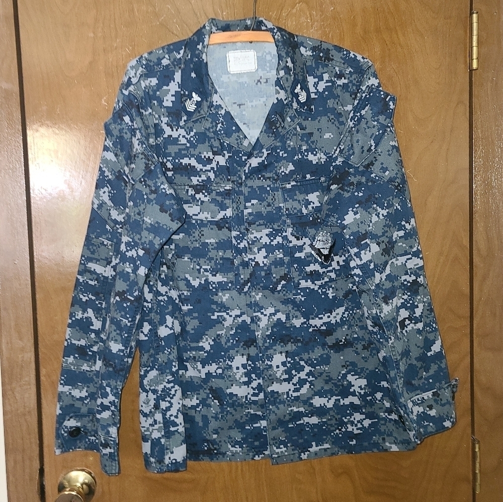 US Navy Blue Digital Camo Working top sz s